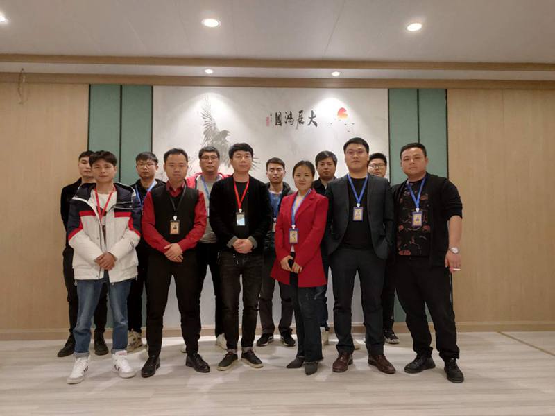 轻钢别墅品牌公司有哪些?该如何选择?(图2) 睿婕公司成员