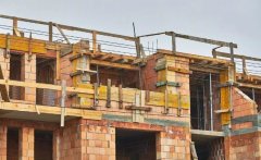 轻钢、砖混、木材哪种建房比较好?