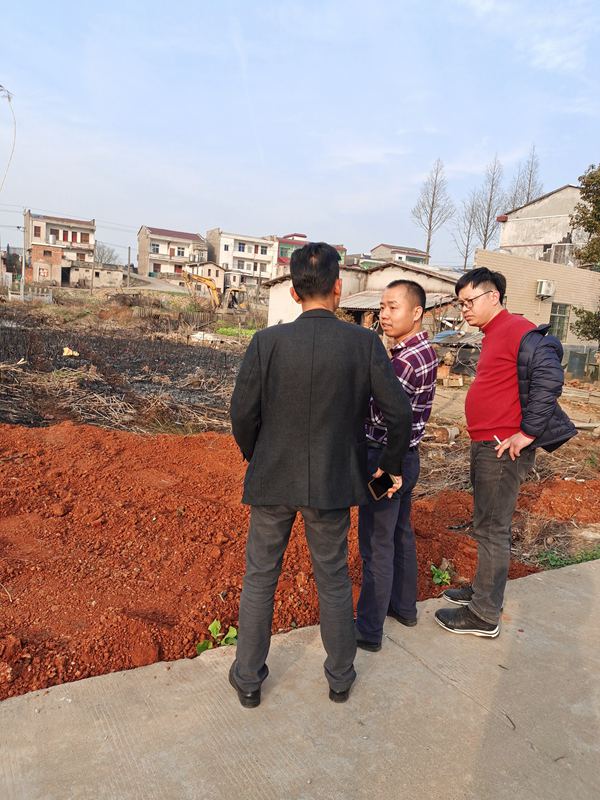 轻钢老大带领施工团队给老业务拜年送福利!(图13) 睿婕轻钢别墅