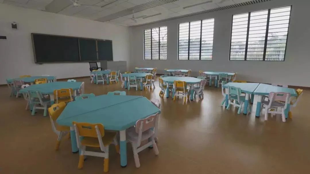 央视报道:装配式轻钢结构都可以建学校了!(图9) 睿婕轻钢别墅