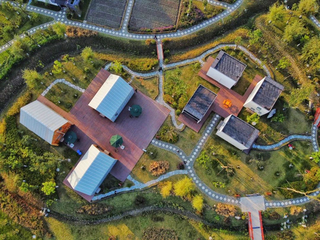 装配式建筑成为农村建房发展方向,推广应用存在的问题与建议(图9) 睿婕轻钢别墅